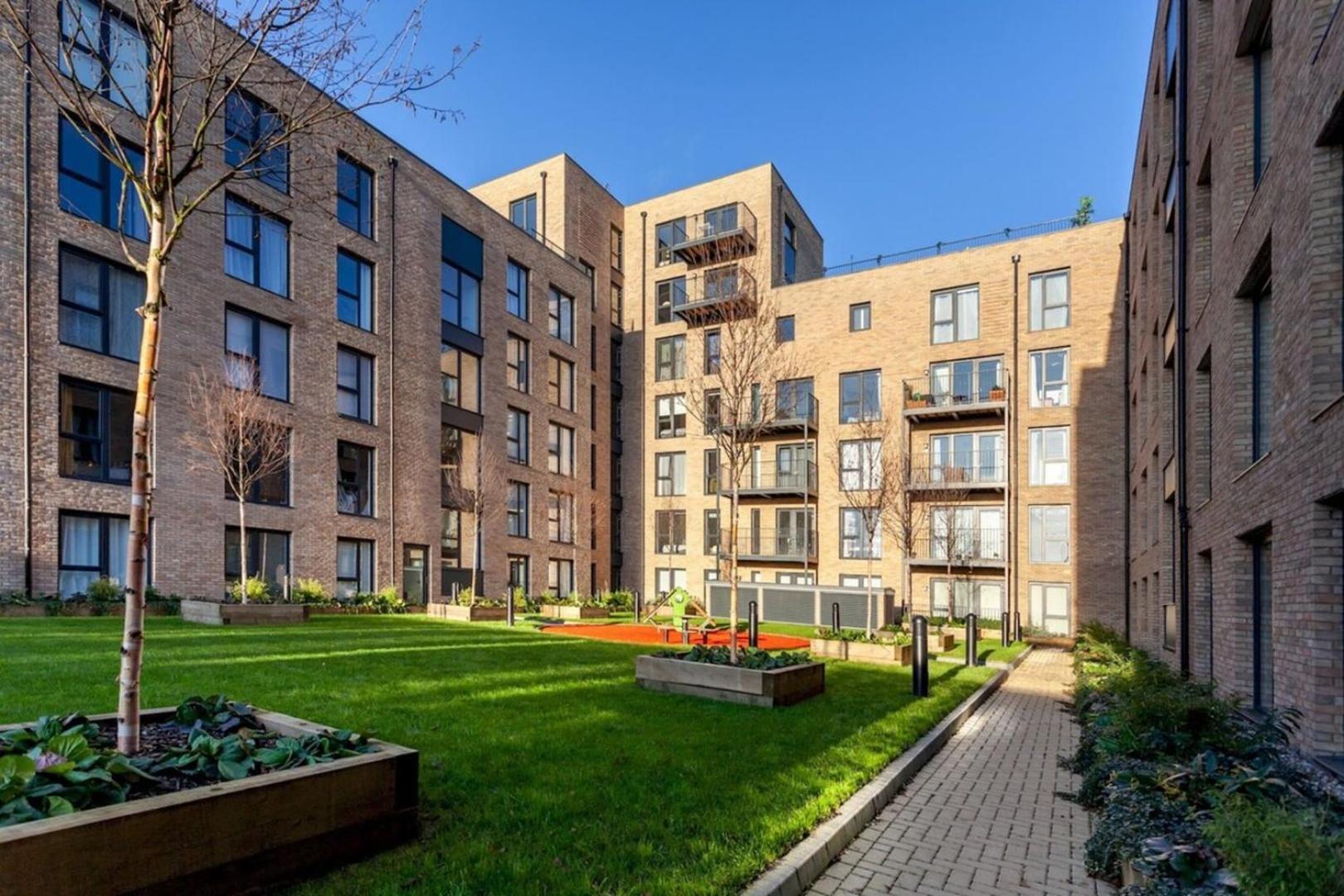 Classy Cricklewood Home London Luaran gambar